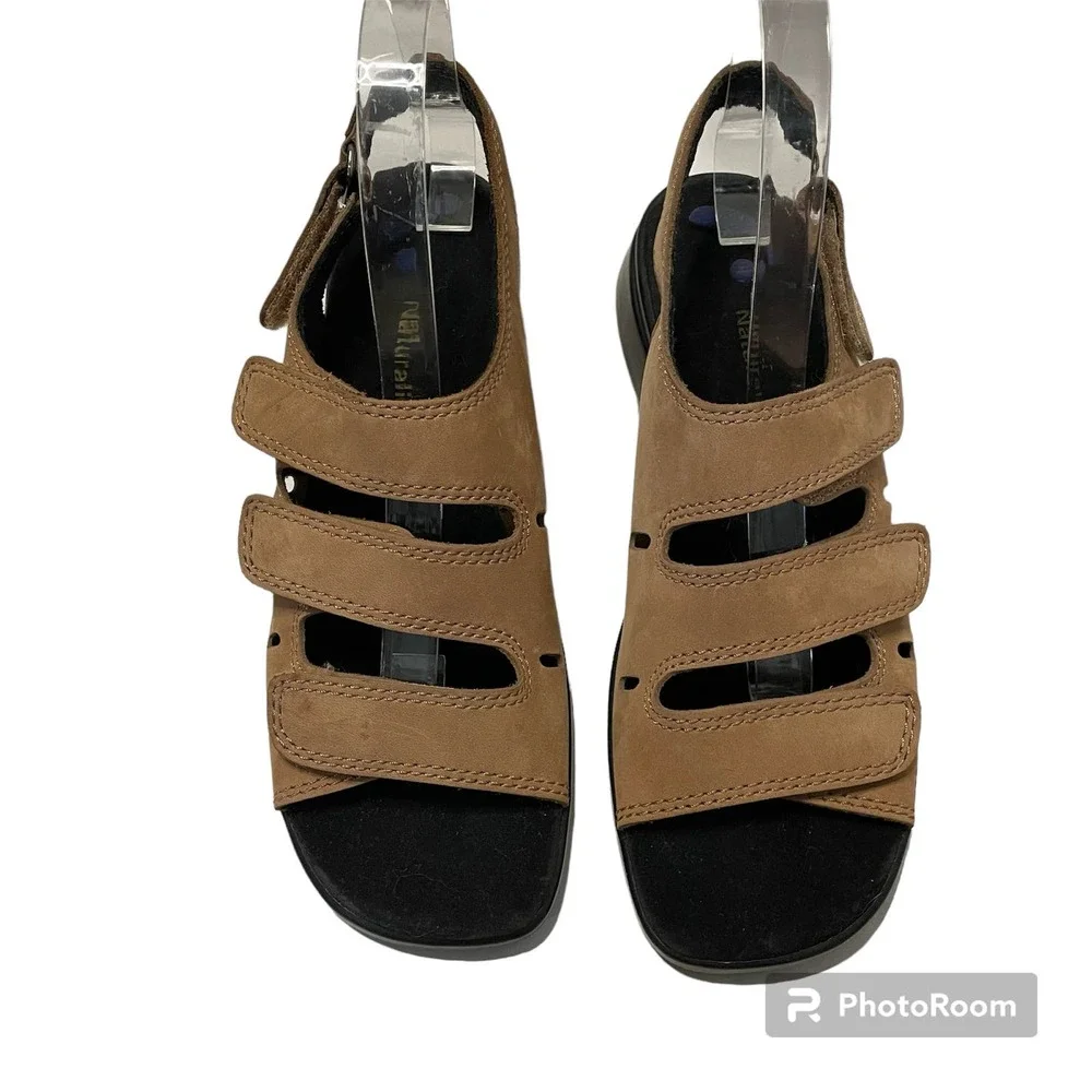 Naturalizer Tan Three Strap Comfort Sandals Women's Size 10M Summer Casual